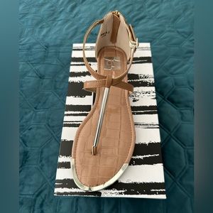 Dolce Vita sandal